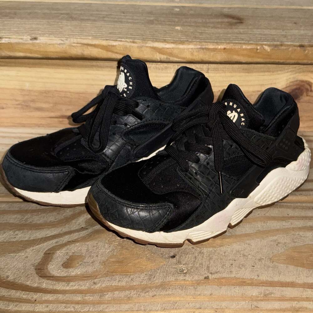 Nike Air Huarache Women’s Run Premium Black Snakeskin (5.5)